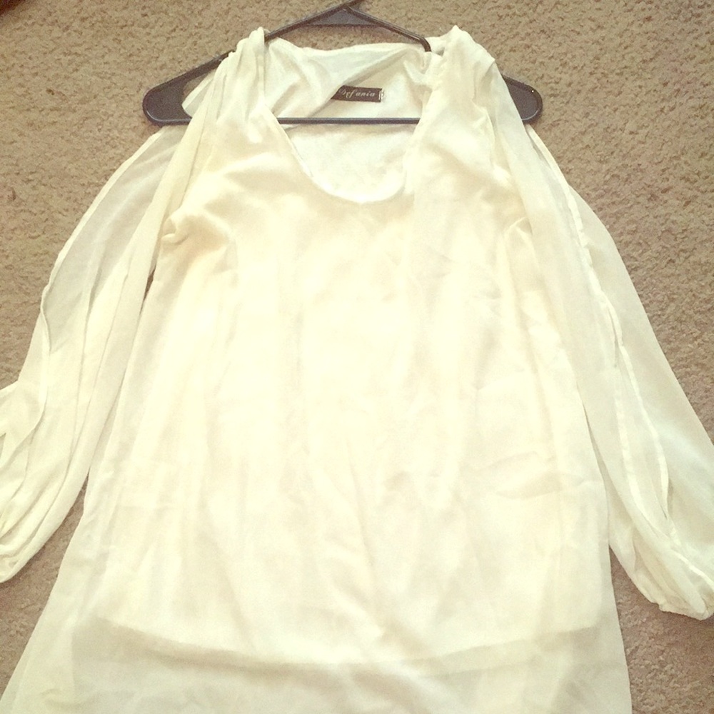 Romwe white flowy dress